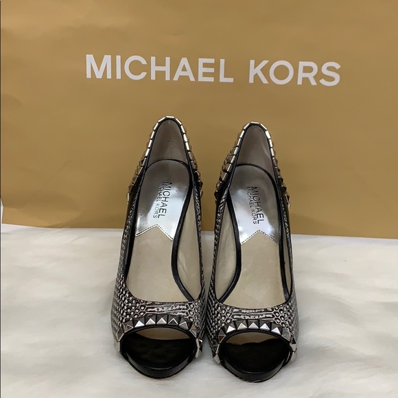MICHAEL Michael Kors Shoes - Snake skin Michael Kors heels
